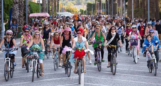 Türk Kadınının Zaferi Bisiklet Turu Projesi ‘BAYRAĞI TESLİM ALDIK ‘