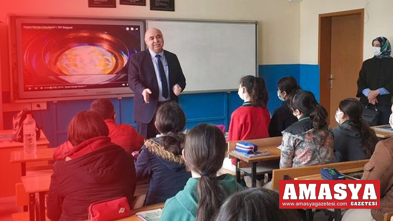 Gümüşhacıköy Milli Eğitim Müdürü Gültekin’den Mehmetpaşa Ortaokuluna ziyaret