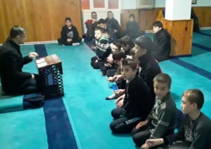 Amasya’nın Merzifon İlçesinde Cami-Gençlik buluşması gerçekleştirildi.