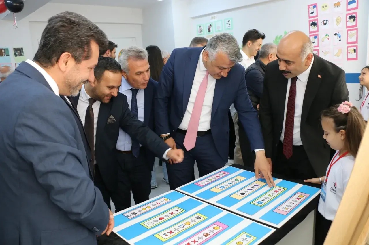 Suluova’da Minik Mucitler Bilim Fuarında Buluştu